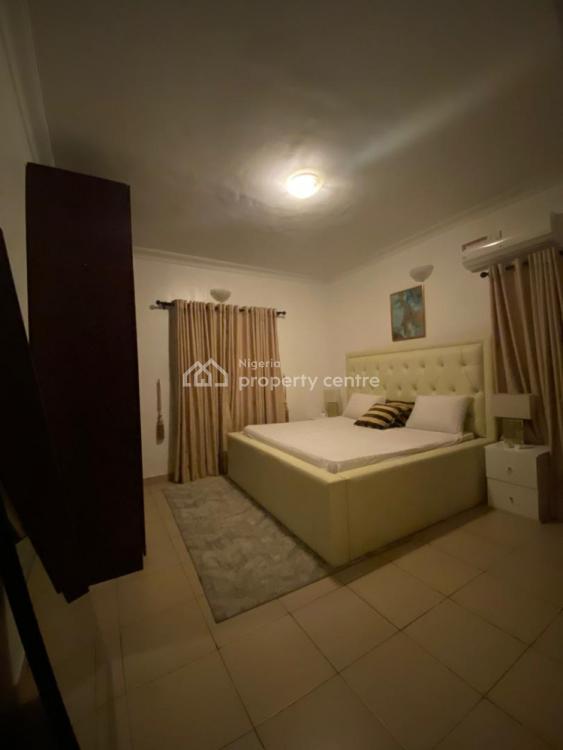 Cozy 3 Bedroom Apartment, Lekki Phase 1, Lekki, Lagos, Flat / Apartment Short Let