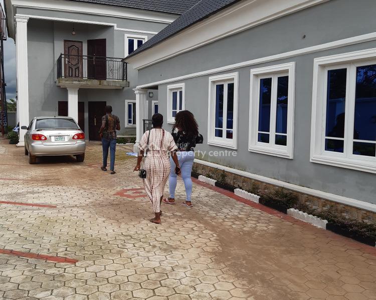 For Rent 3 Bedroom Luxury, Alagbaka Estate, Akure, Ondo 3 Beds, 4