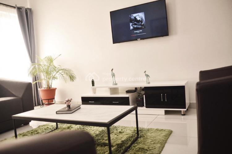 Luxurious Fully Furnished and Serviced 2 Bedroom Apartment, Off Admiralty Way, Lekki Phase 1, Lekki, Lagos, Flat / Apartment Short Let