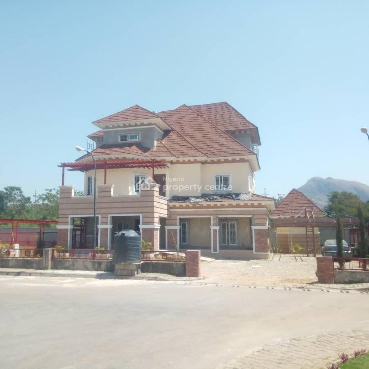 For Sale New Classic 5 Bedrooms House With Modern Facilities, Maitama