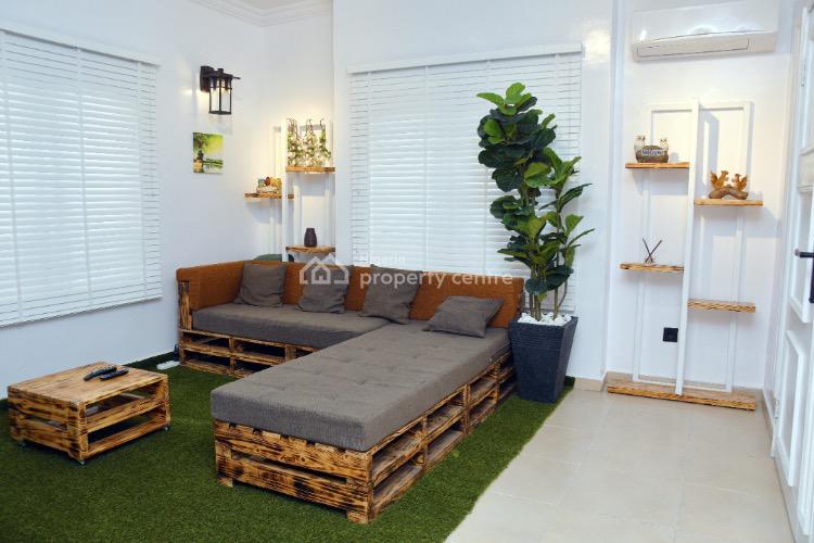 Luxurious Fully Furnished and Serviced  1 Bedroom Apartment, Lekki Phase 1, Lekki, Lagos, Mini Flat (room and Parlour) Short Let
