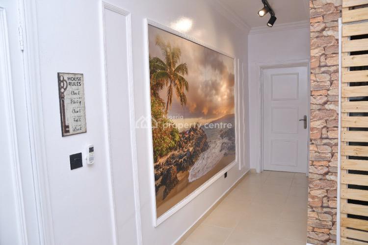 Luxurious Fully Furnished and Serviced  1 Bedroom Apartment, Lekki Phase 1, Lekki, Lagos, Mini Flat (room and Parlour) Short Let