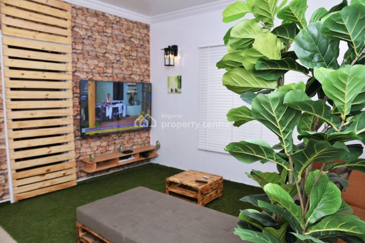 Luxurious Fully Furnished and Serviced  1 Bedroom Apartment, Lekki Phase 1, Lekki, Lagos, Mini Flat (room and Parlour) Short Let