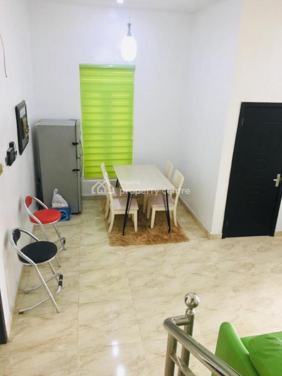 Luxurious 4 Bedroom, Chevron Drive, Lekki Phase 2, Lekki, Lagos, Semi-detached Duplex Short Let