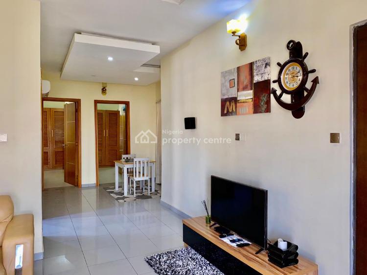 Uniquely Furnished, Lekki Phase 1, Lekki, Lagos, Flat / Apartment Short Let
