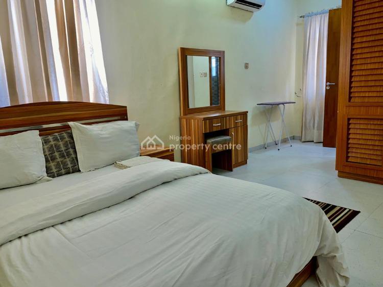 Uniquely Furnished, Lekki Phase 1, Lekki, Lagos, Flat / Apartment Short Let