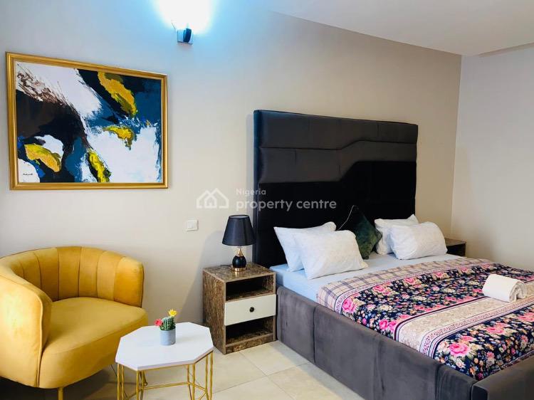 3 Bedroom Apartment with Swimming Pool, Dideolu Estate, Victoria Island (vi), Lagos, Flat / Apartment Short Let