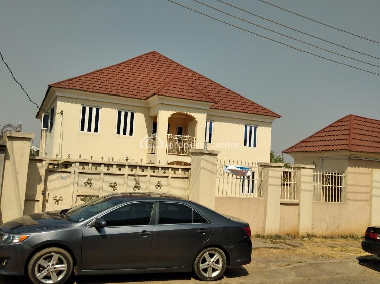 For Sale 6 Bedroom Fully Detached Duplex With 2 Units Of 1 Room And Parlour, Zone 5, Wuse