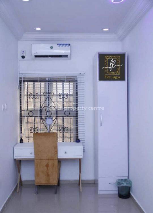 Daisy - Studio, 25 Omorinre Johnson, Lekki Phase 1, Lekki, Lagos, Hotel / Guest House Short Let