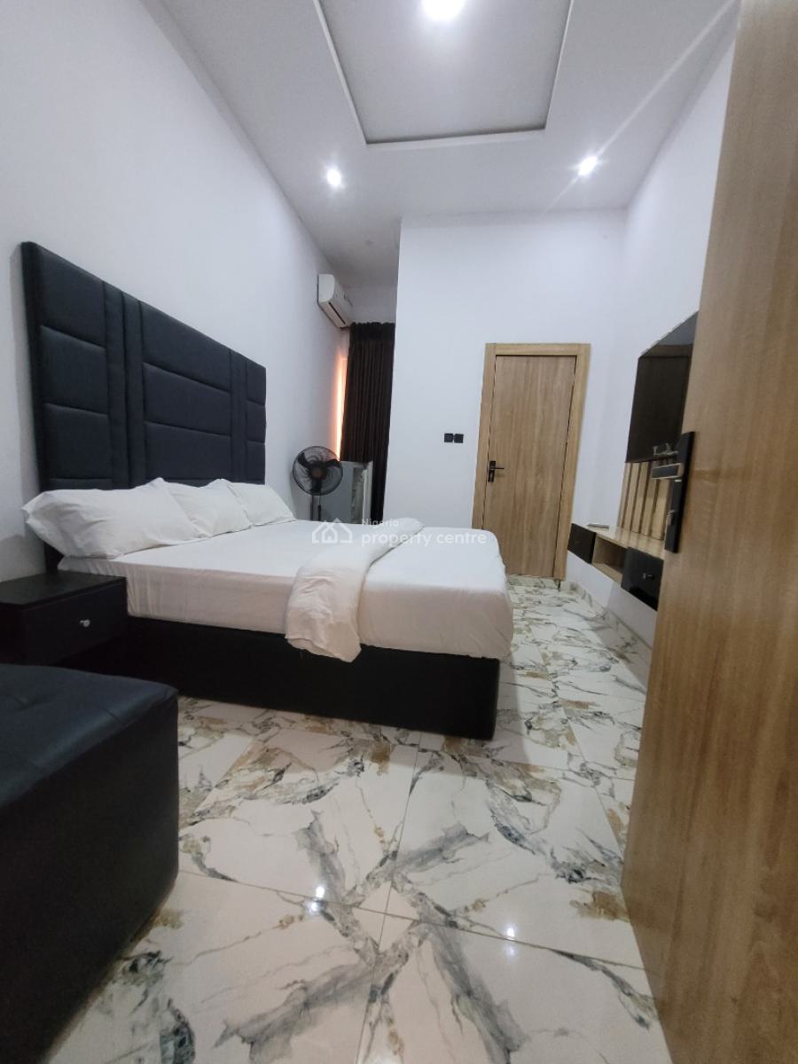 Luxury Furnished Serviced 3 Bedroom Duplex  Apartment, 22a Mathew Osawemen Estate Off Aro Ologolo, Ologolo, Lekki, Lagos, Flat / Apartment Short Let