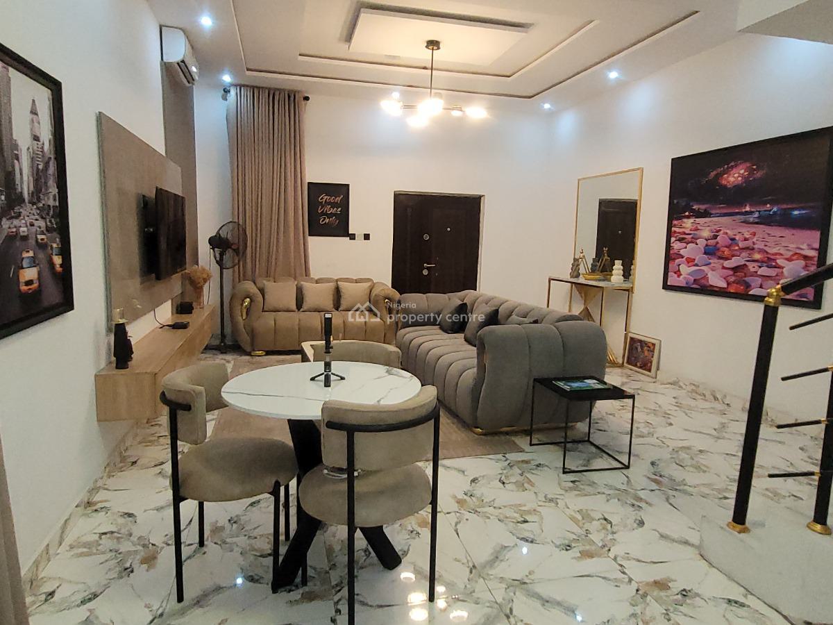 Luxury Furnished Serviced 3 Bedroom Duplex  Apartment, 22a Mathew Osawemen Estate Off Aro Ologolo, Ologolo, Lekki, Lagos, Flat / Apartment Short Let