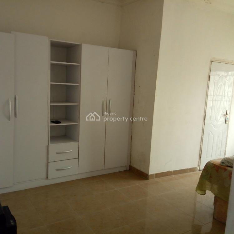 For Rent 1 Bedroom Shared Apartment, Meadow Hall School Way, Horizon 2