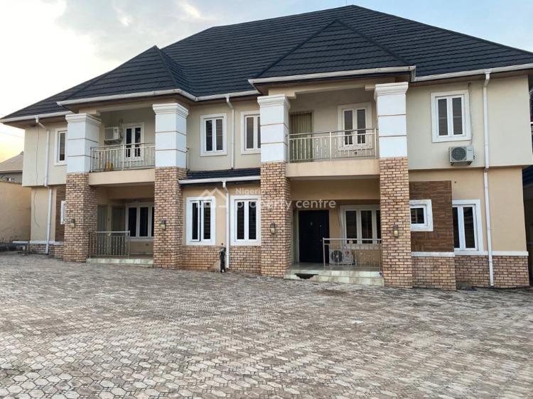 For Sale Duplex/bungalow, Golf Estate, Enugu, Enugu 4 Beds, 5 Baths