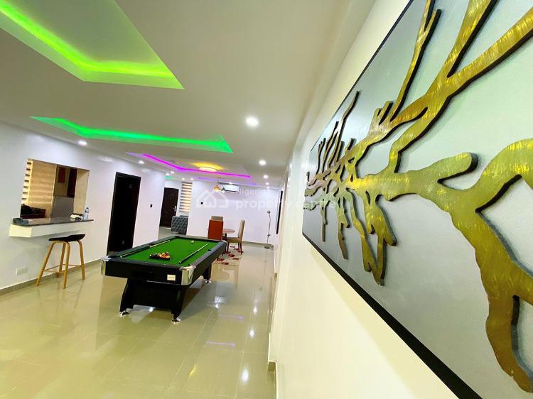 Luxury 3 Bedroom Flat with Excellent Fitting, Off Admiralty Way, Lekki Phase 1, Lekki, Lagos, Flat / Apartment Short Let