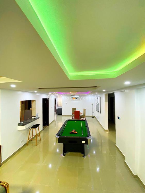Luxury 3 Bedroom Flat with Excellent Fitting, Off Admiralty Way, Lekki Phase 1, Lekki, Lagos, Flat / Apartment Short Let