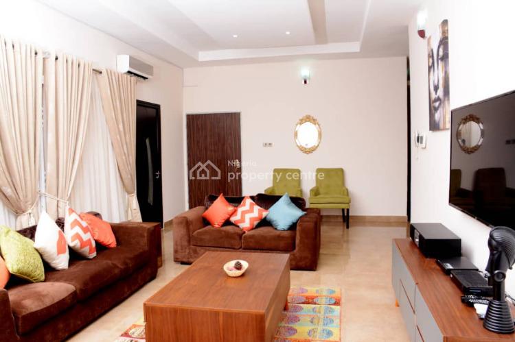 Finely Finished 3 Bedroom Apartment, Lekki, Lagos, Flat / Apartment Short Let