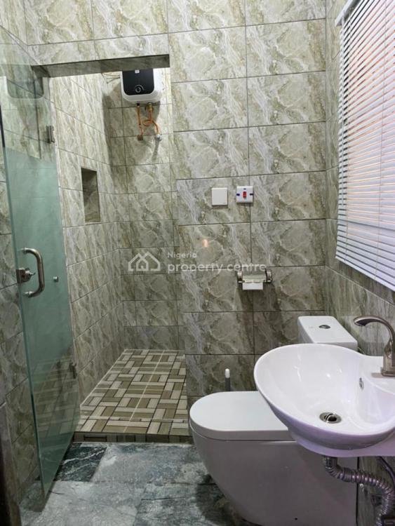 1 Bedroom Apartment, Lekki Phase 1, Lekki, Lagos, Mini Flat (room and Parlour) Short Let