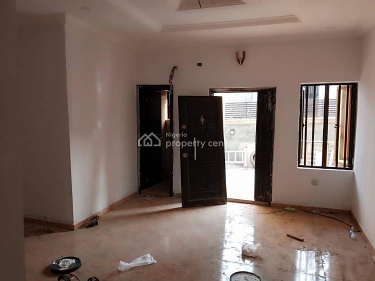 For Rent Luxury 2 Bedroom Flat, Elepe Royal Estate, Ebute, Ikorodu, Lagos 2 Beds, 2 Baths