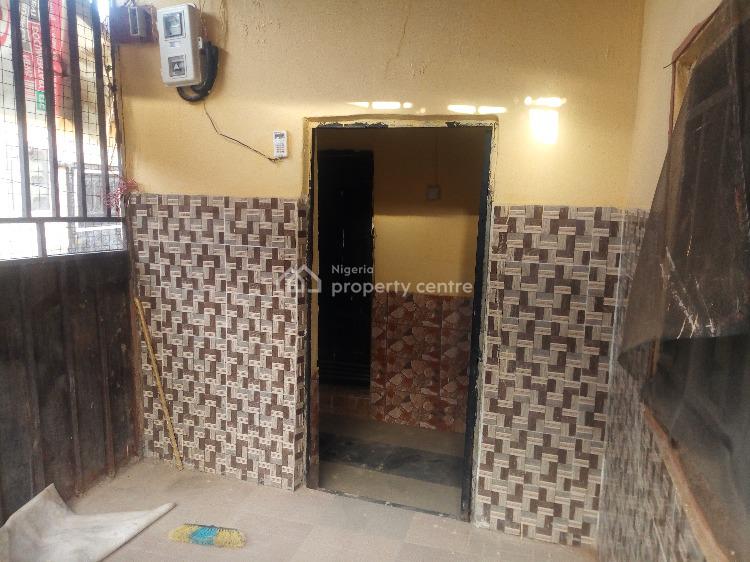 For Rent Nice And Cheap 1 Bedroom Flat, Zone 6 Lugbe Village, Airport