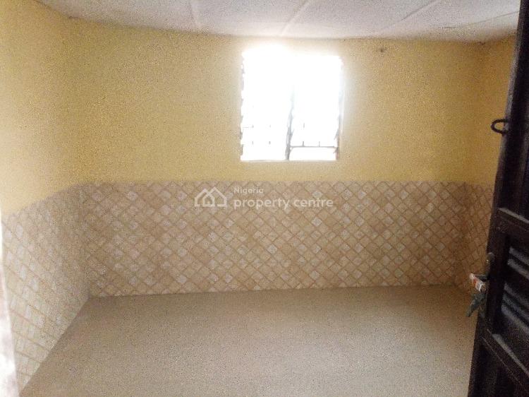 For Rent Nice And Cheap 1 Bedroom Flat, Zone 6 Lugbe Village, Airport