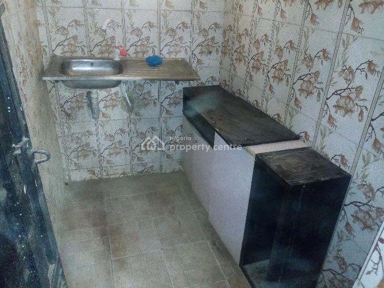 For Rent Nice And Cheap 1 Bedroom Flat, Zone 6 Lugbe Village, Airport