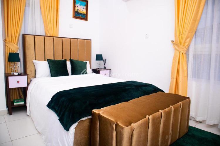 2 Bedroom Apartment, Lekki Phase 1, Lekki, Lagos, House Short Let