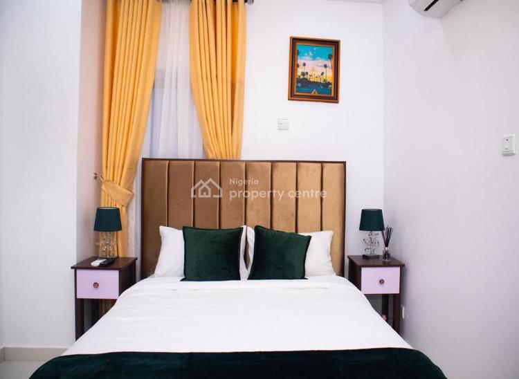 2 Bedroom Apartment, Lekki Phase 1, Lekki, Lagos, House Short Let