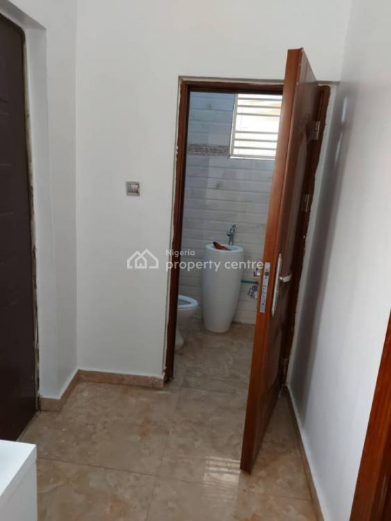 Self Contained, Comes with All Homes Facilities, Close to Shoprite, Jakande, Lekki, Lagos, Self Contain (single Rooms) Short Let