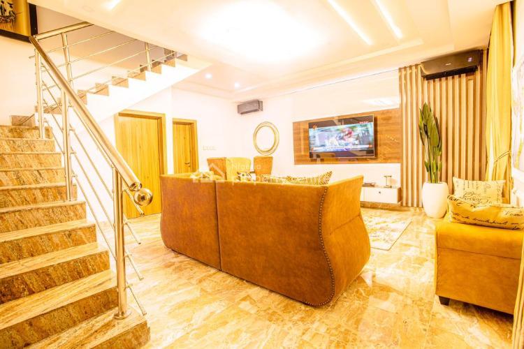 4 Bedrooms Terraced Duplex, Chevy View Estate, By Chevron Drive, Lekki Phase 2, Lekki, Lagos, Terraced Duplex Short Let