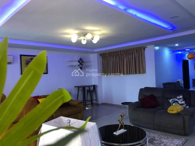 Cozy Waterfront 3 Bedroom Apartment, Admiralty, Lekki Phase 1, Lekki, Lagos, House Short Let