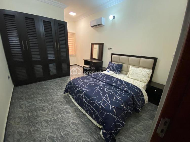 2 Bedroom Apartment, Off Freedom Way, Lekki Phase 1, Lekki, Lagos, Flat / Apartment Short Let