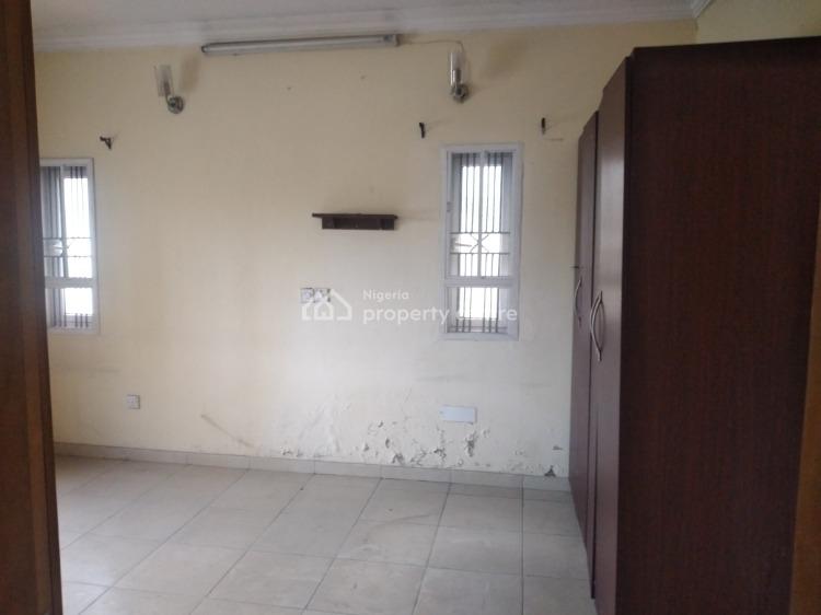 For Sale Luxury 6 Units Of 3 Bedroom Flats With Excellent Features, Obanikoro Estate, Obanikoro