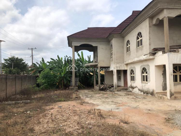 For Sale Luxury 5 Bedroom Duplexes In A Good Location, Ijapo Estates