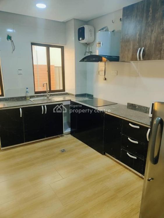 Luxurious 4 Bedroom, 18 Kayode Otitoju Street, Lekki Phase 1, Lekki, Lagos, Flat / Apartment Short Let