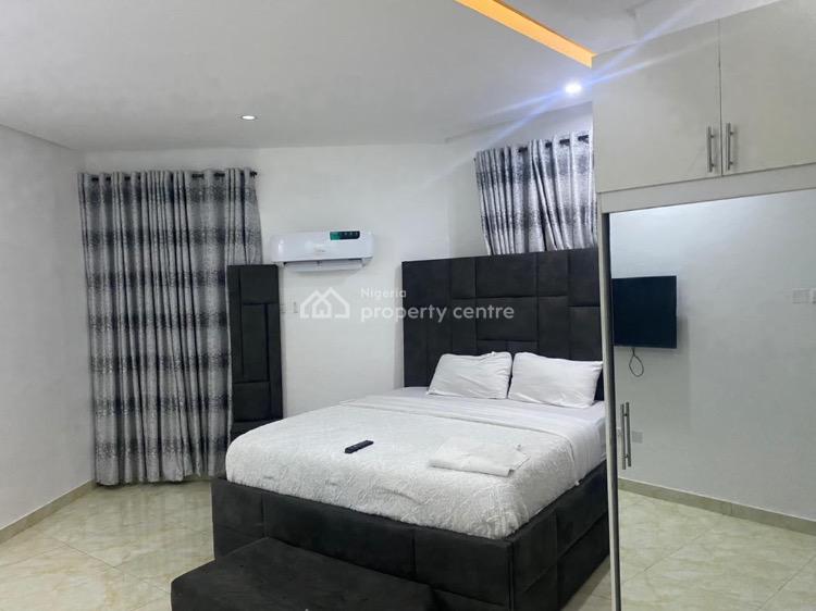 Luxurious 4 Bedroom, 18 Kayode Otitoju Street, Lekki Phase 1, Lekki, Lagos, Flat / Apartment Short Let