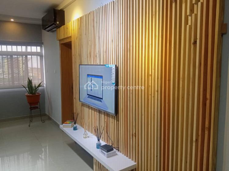 Classy 3 Bedrooms Apartment, Close to Lekki Ikoyi Link Bridge, Lekki Phase 1, Lekki, Lagos, Flat / Apartment Short Let