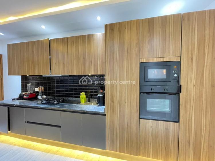 3 Bedroom Apartment, Hunponu-wusu Road, Lekki Phase 1, Lekki, Lagos, Flat / Apartment Short Let