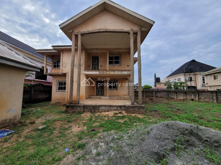 For Sale 6 Bedrooms Duplex, Mtn Mast Road, Ugbor Gra, Benin, Oredo