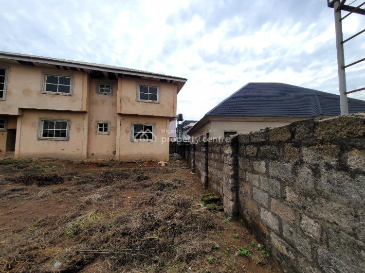 For Sale 6 Bedrooms Duplex, Mtn Mast Road, Ugbor Gra, Benin, Oredo