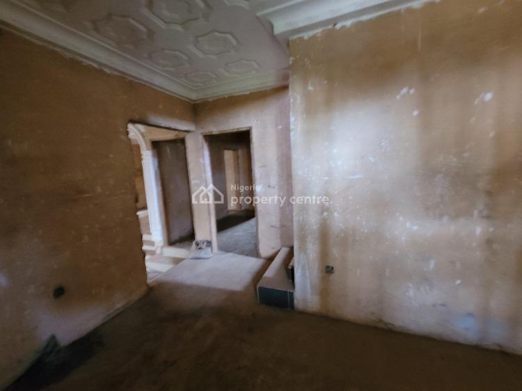 For Sale 6 Bedrooms Duplex, Mtn Mast Road, Ugbor Gra, Benin, Oredo