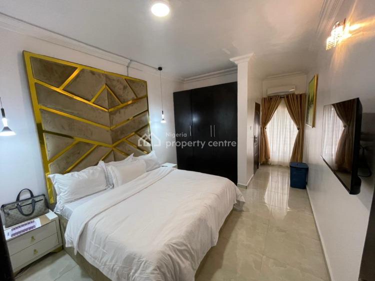 Luxury 2 Bedrooms Apartment, Off Ajose Adeogun, Victoria Island (vi), Lagos, Flat / Apartment Short Let