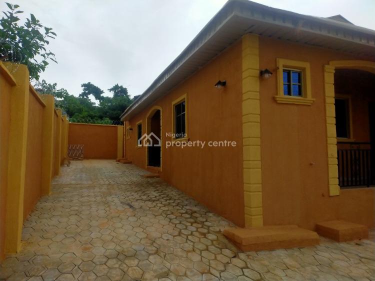 For Rent 2 Bedrooms Flat, Gintin Elepe, Ikorodu, Lagos 2 Beds, 2