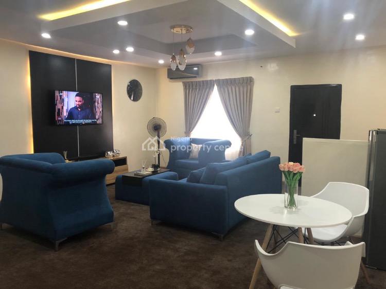 1 Bedroom, Lekki Phase 1, Lekki, Lagos, Mini Flat (room and Parlour) Short Let