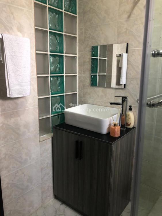 1 Bedroom, Lekki Phase 1, Lekki, Lagos, Mini Flat (room and Parlour) Short Let