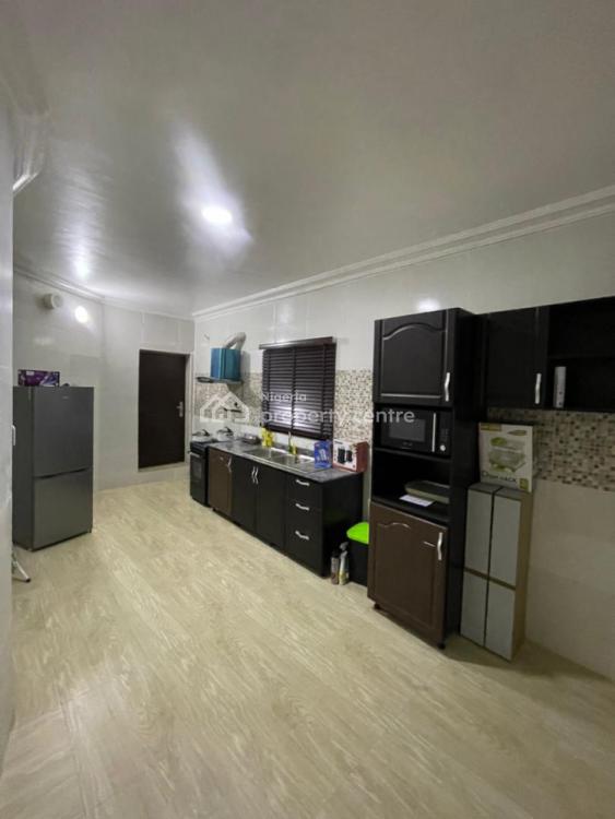 Lovely 2 Bedrooms Apartment, Victoria Island (vi), Lagos, Flat / Apartment Short Let