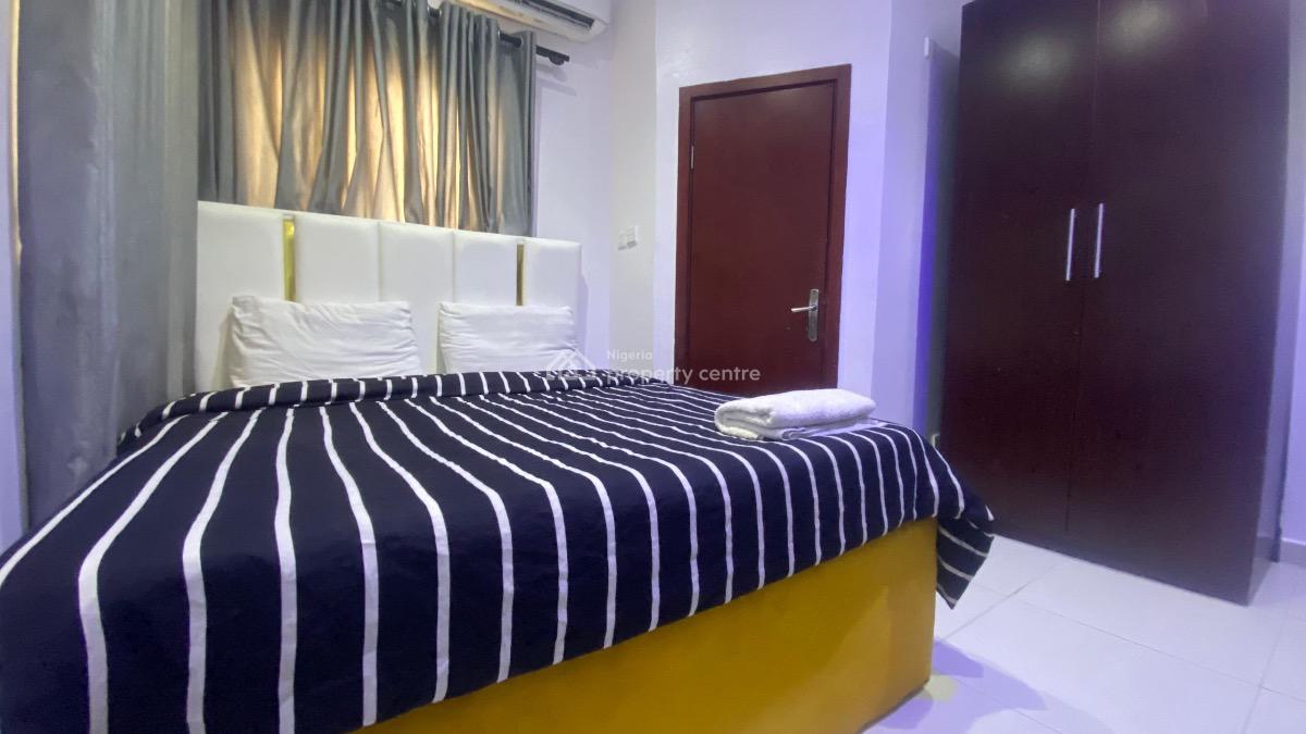 1 Bedroom Apartments, Novabase Apartments, Plot 17, Olobunmi Owa Street, Off Admiralty Way, Lekki Phase 1, Lekki, Lagos, Mini Flat (room and Parlour) Short Let