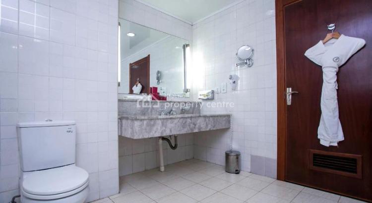 Functional 5-star Hotel with First Class Finishes and Exquisite Design, Victoria Island (vi), Lagos, Hotel / Guest House for Sale