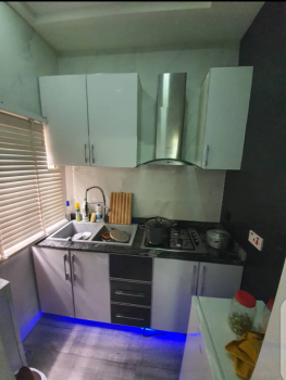 Serviced Self Contained with Clean Water, House Security &24 Hours Light, Lekki Phase 1, Lekki, Lagos, Self Contain (single Rooms) Short Let