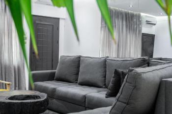 Exquisite 3 Bedroom Apartment, Lekki Phase 1, Lekki, Lagos, Flat / Apartment Short Let