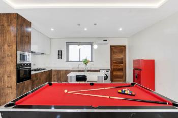 Luxury 2 Bedroom with Snooker and Pool, Ikate, Lekki Phase 1, Lekki, Lagos, Flat / Apartment Short Let